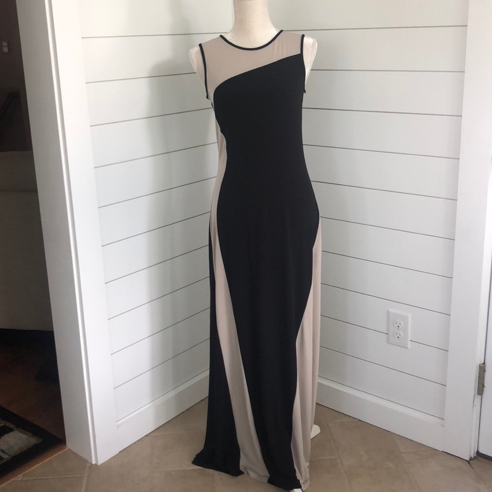 Calvin Klein dress. Size 4. Very flattering